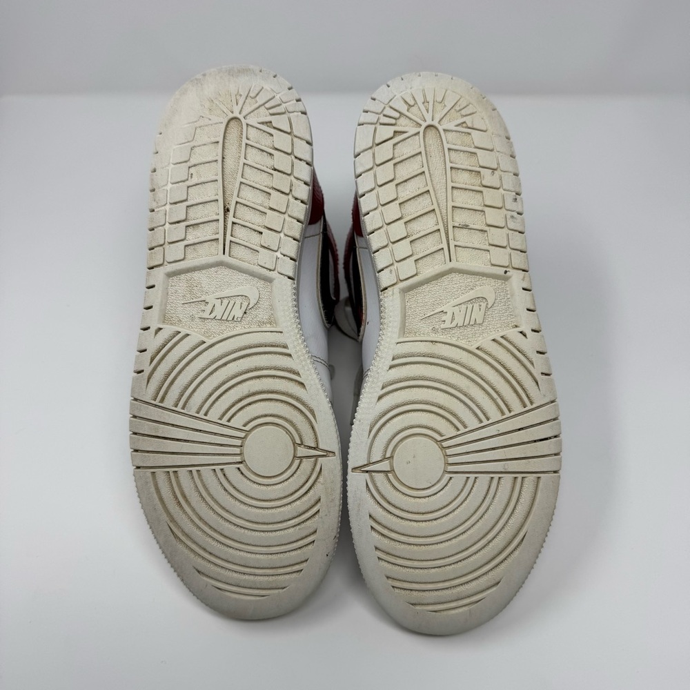 Size 6.5 Youth Nike Air Jordan 1 Mid white Chicago 554725-116 - Picture 12 of 14